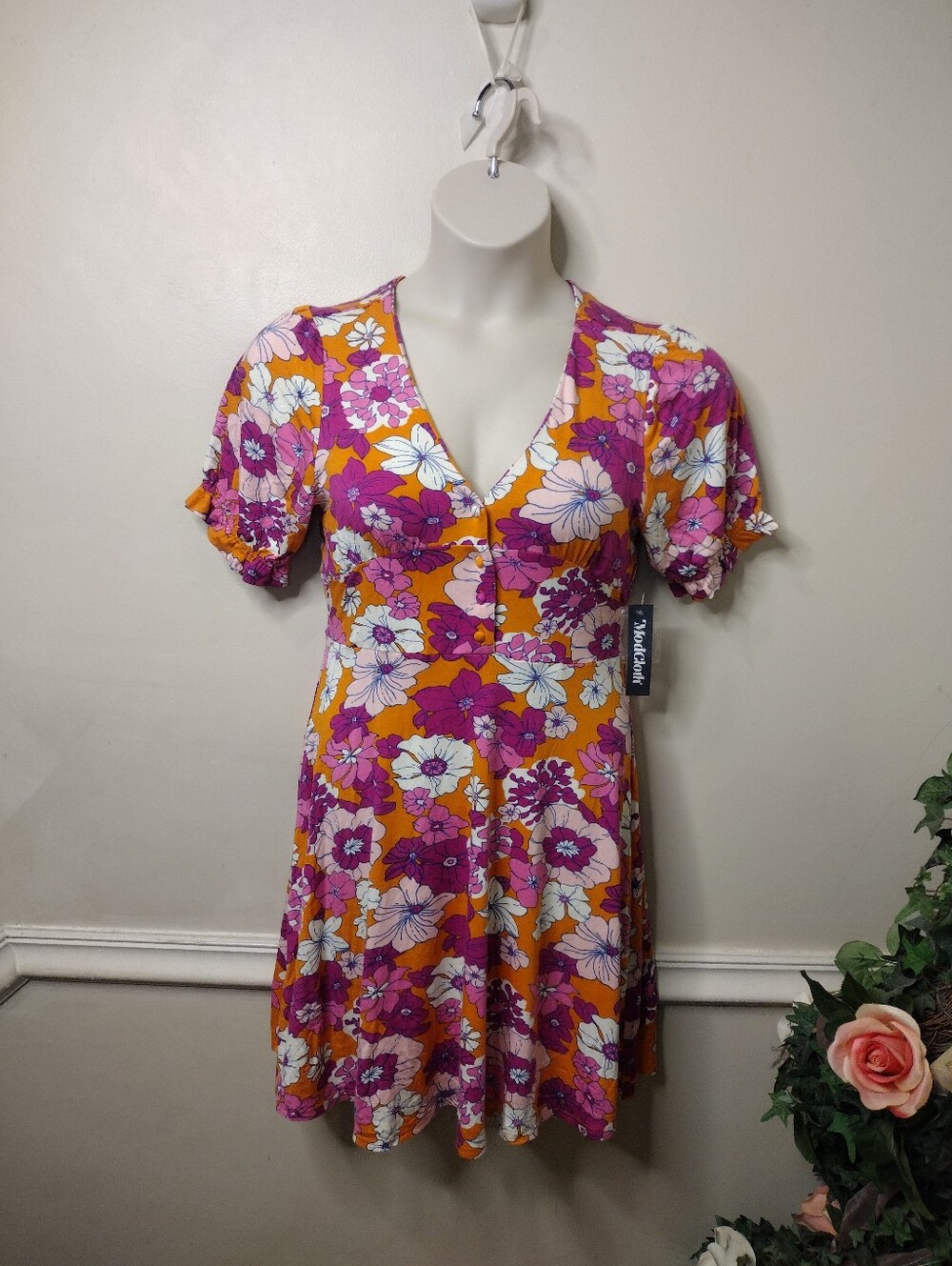 ModCloth "Making My Way Down To Miami" Retro 70's Orange & Pink Floral Dress